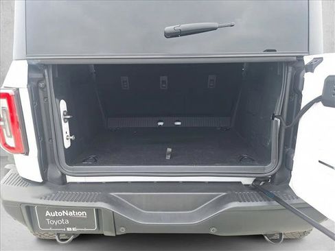 Used 2024 Ford Bronco Badlands AWD/4WD image 17