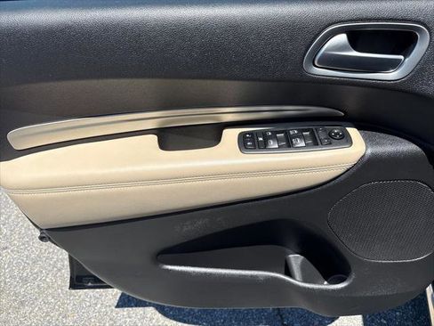 Used 2019 Dodge Durango SXT AWD/4WD image 14