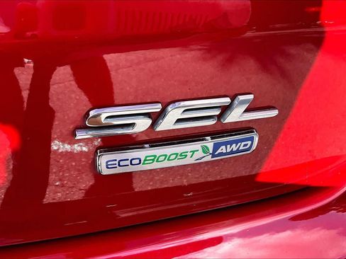 Used 2020 Ford Edge SEL w/ Convenience Package AWD/4WD image 10