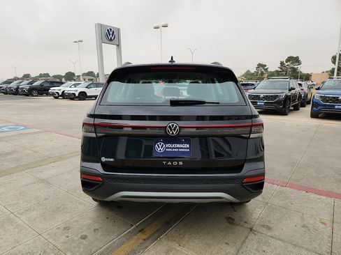 New 2026 Volkswagen Taos S image 6