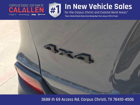 Used 2023 Jeep Cherokee Altitude Lux AWD/4WD image 15