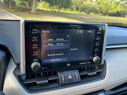 Used 2021 Toyota RAV4 XLE Premium FWD image 24
