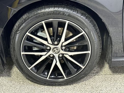 Used 2023 Toyota Camry SE image 16