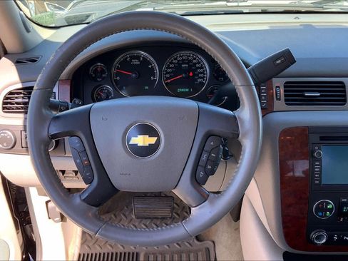 Used 2011 Chevrolet Silverado 2500 LTZ w/ LTZ Plus Package image 6