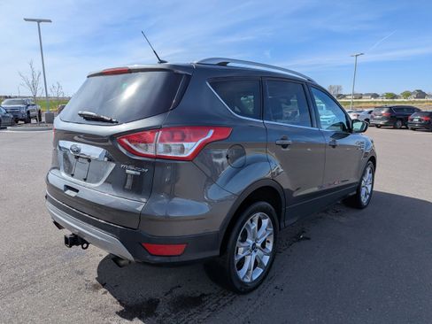 Used 2016 Ford Escape Titanium w/ Equipment Group 301A image 5