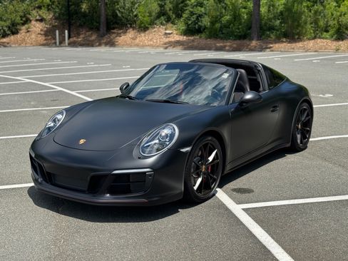 Used 2017 Porsche 911 Targa 4 GTS AWD/4WD image 27