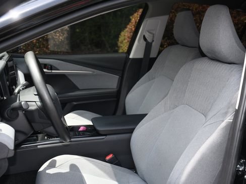 Certified 2025 Toyota Camry LE w/ Convenience Package FWD image 11