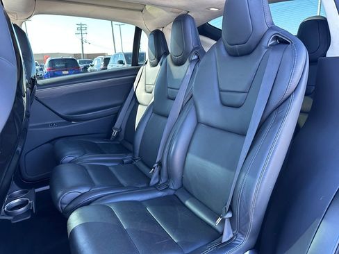 Used 2016 Tesla Model X P90D image 19