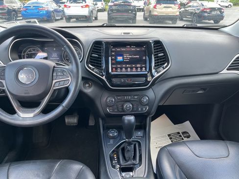 Used 2019 Jeep Cherokee Limited AWD/4WD image 81