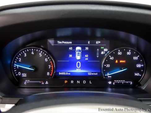 Used 2022 Ford Explorer XLT AWD/4WD image 20