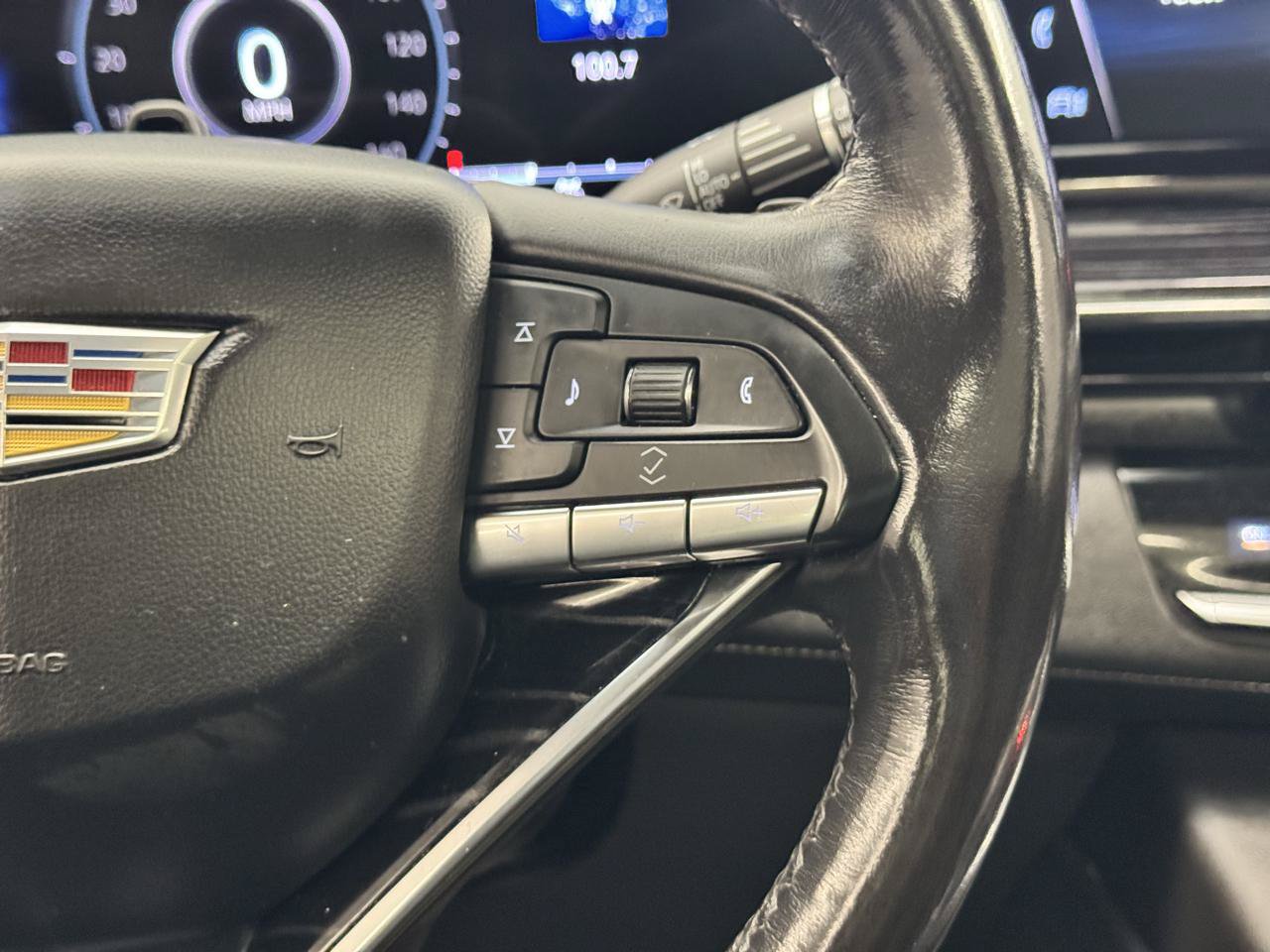Used 2023 Cadillac Escalade Sport w/ Touring Package AWD/4WD image 27