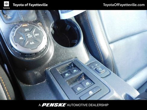 Used 2022 Ford Bronco Badlands AWD/4WD image 11