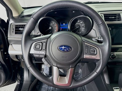 Used 2016 Subaru Outback 2.5i Premium image 14