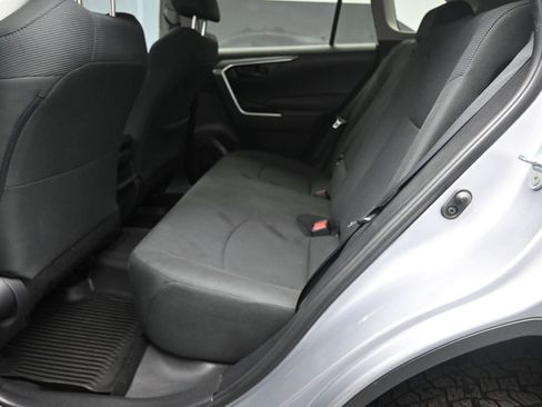 Used 2019 Toyota RAV4 LE w/ All Weather Liner Package image 20