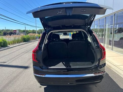 Certified 2025 Volvo XC90 B6 Plus AWD/4WD image 11