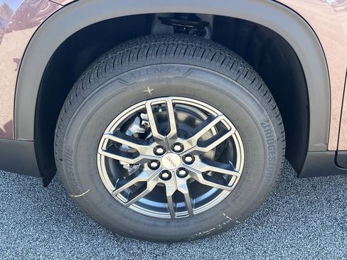 New 2026 GMC Acadia Elevation image 25