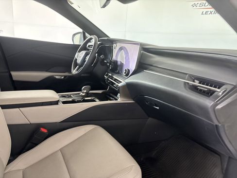 Used 2023 Lexus RX 350 Premium w/ Accessory Package (Z1) image 28
