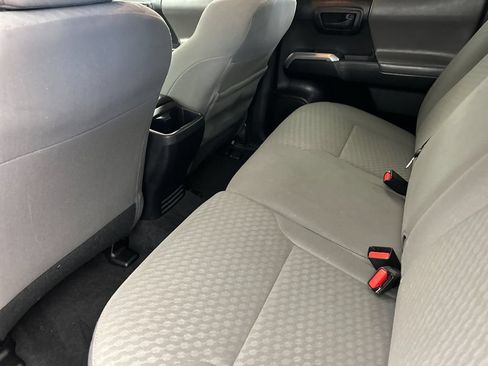 Used 2022 Toyota Tacoma SR5 w/ Technology Package AWD/4WD image 11