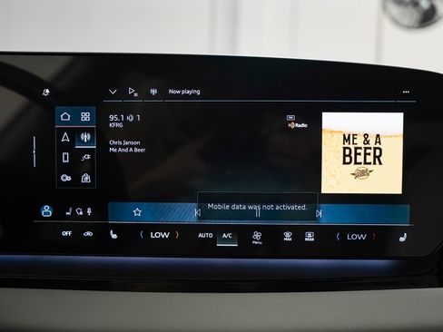 Certified 2025 Audi Q6 e-tron Premium w/ Convenience Package image 20