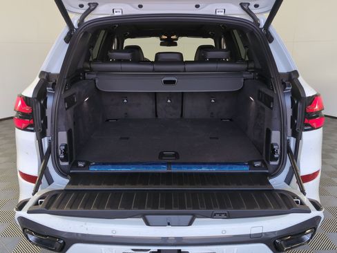 New 2026 BMW X5 xDrive50e w/ M Sport Package image 30