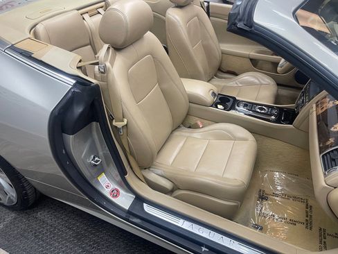 Used 2013 Jaguar XK Convertible RWD image 24