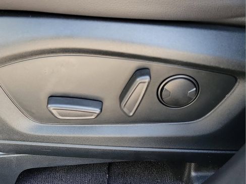 Used 2022 Ford Explorer ST AWD/4WD image 13