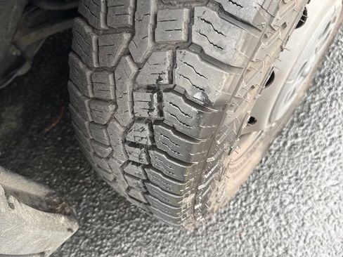 Used 2020 RAM ProMaster 2500 w/ Premium Appearance Group image 3