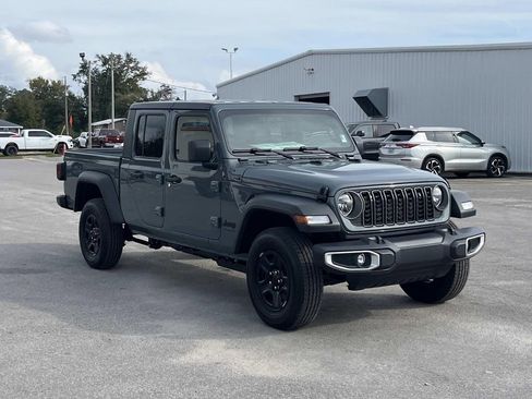 New 2026 Jeep Gladiator Sport image 7