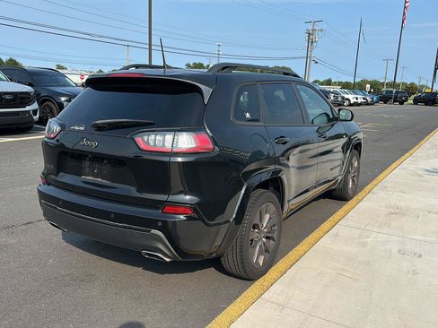 Used 2021 Jeep Cherokee High Altitude AWD/4WD image 5