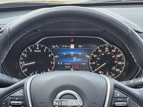 Used 2023 Nissan Maxima Platinum w/ Sport Mat Group FWD image 16
