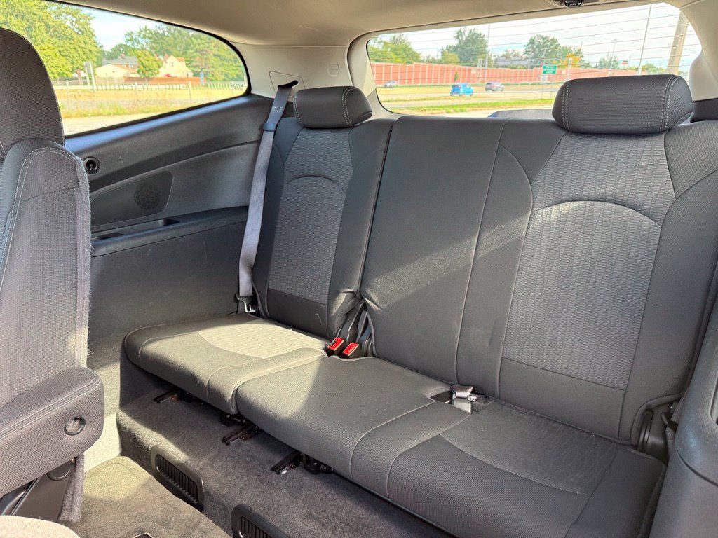 Used 2014 Chevrolet Traverse LT AWD/4WD image 20