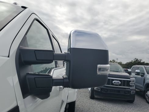 New 2026 Ford F450 Platinum w/ Platinum Plus Package image 5