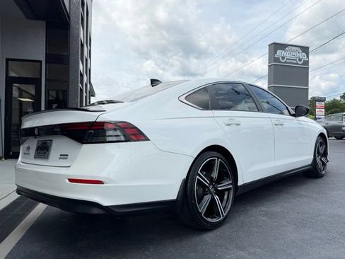 Used 2023 Honda Accord Sport image 4