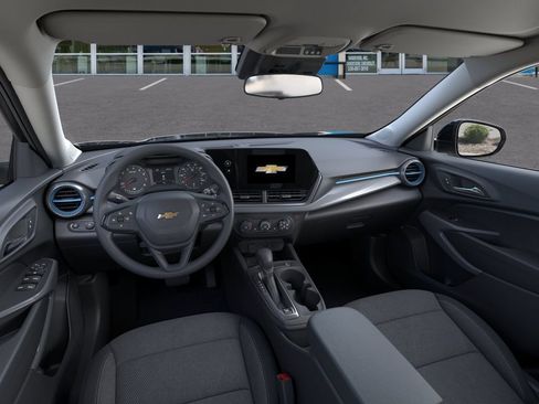 New 2026 Chevrolet Trax LS w/ LS Convenience Package FWD image 15