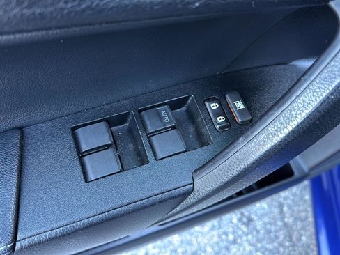 Used 2017 Toyota Corolla LE image 25