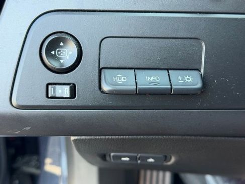 Used 2015 Chevrolet Corvette Z06 w/ 2LZ Preferred Equipment Group image 6