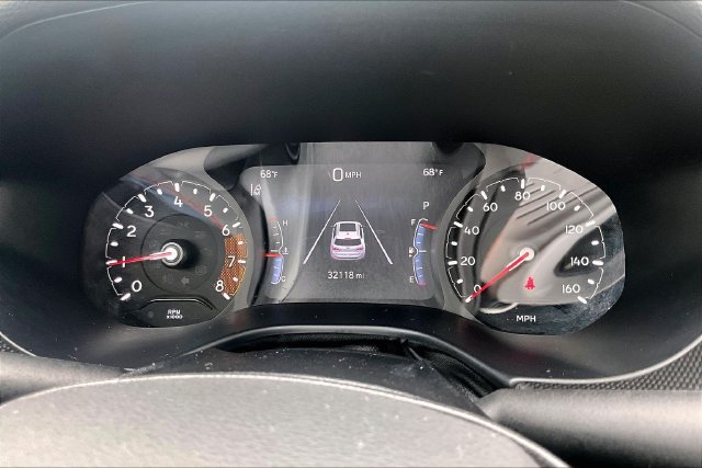 Used 2025 Jeep Compass Trailhawk AWD/4WD image 18