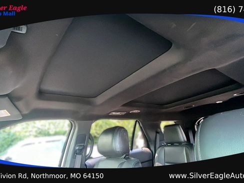 Used 2014 Ford Explorer Limited w/ Equipment Group 301A FWD image 16