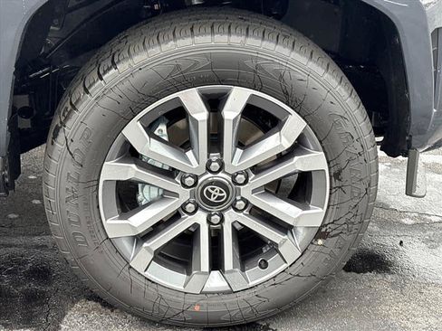 New 2026 Toyota 4Runner Limited AWD/4WD image 32