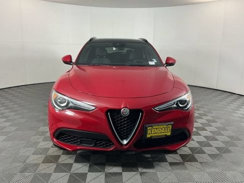 Used 2023 Alfa Romeo Stelvio Ti AWD/4WD image 2