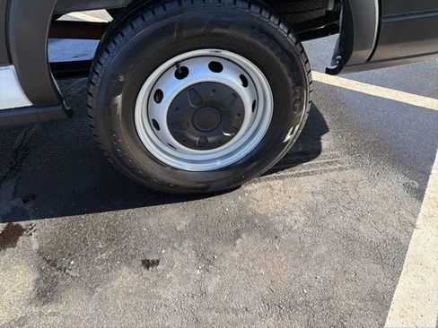 Used 2023 Ford Transit 250 Medium Roof image 16