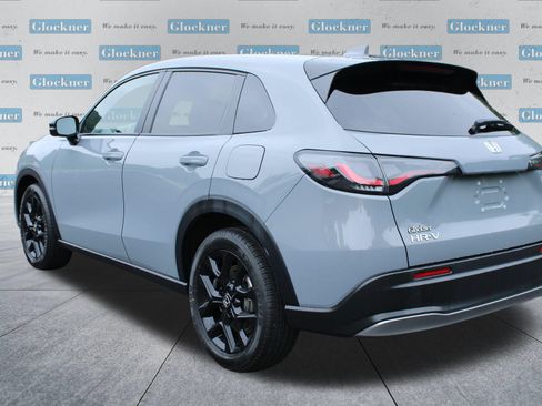 Used 2025 Honda HR-V Sport image 8