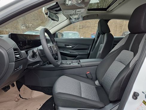 New 2026 Nissan Sentra SV image 10