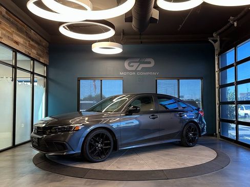 Used 2022 Honda Civic Sport image 7