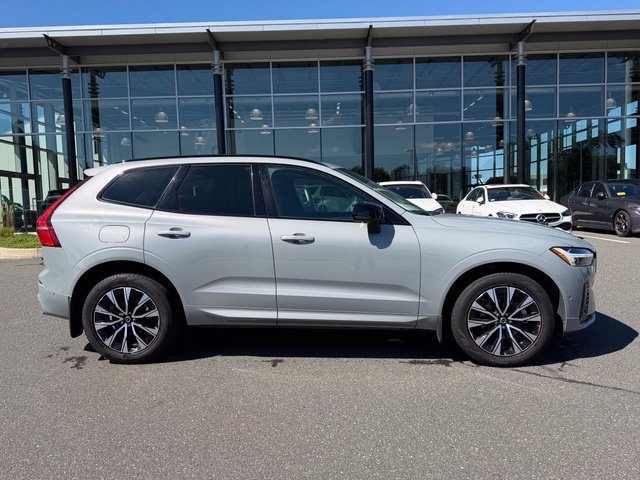Used 2024 Volvo XC60 B5 Plus w/ Climate Package AWD/4WD image 8