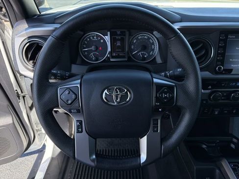 Certified 2023 Toyota Tacoma Limited AWD/4WD image 8