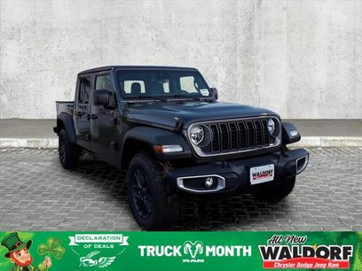 New 2025 Jeep Gladiator Sport