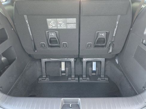 New 2026 Kia Carnival image 24