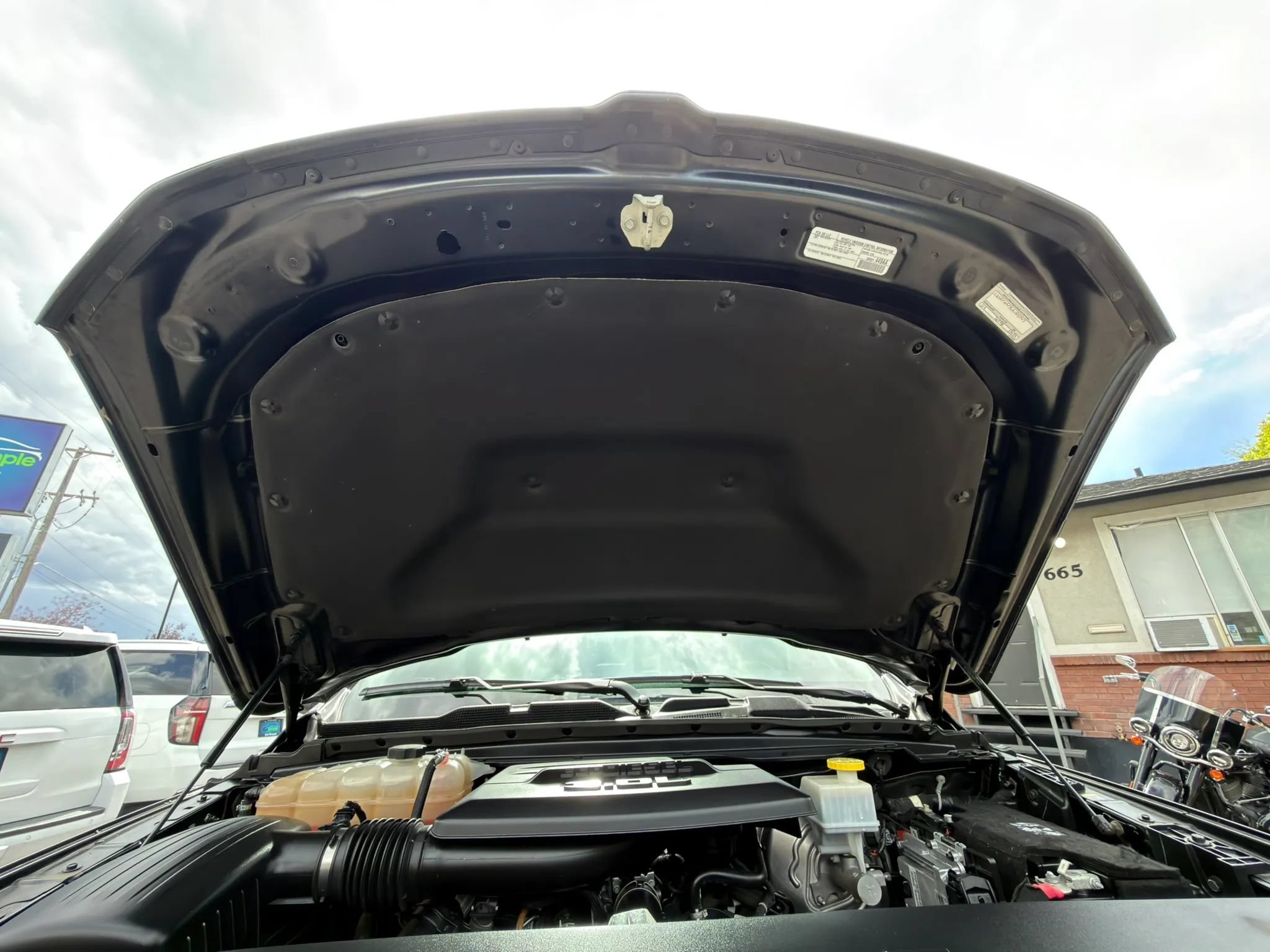 Used 2022 RAM 1500 Limited w/ (RED) Edition AWD/4WD image 4