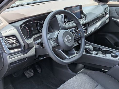 Certified 2023 Nissan Rogue SV AWD/4WD image 13
